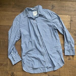 Abercrombie & Fitch Blue and White Striped Casual Shirt